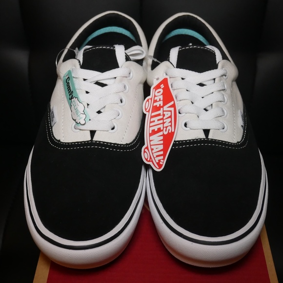vans comfycush era black marshmallow